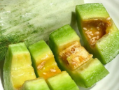 库尔勒吃瓜视频在线观看,夏日炎炎，一起畅享欢乐时光