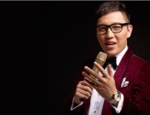 华少语速他被称为地球语速最快的人机器都跟不上他的反应速度他就是华少